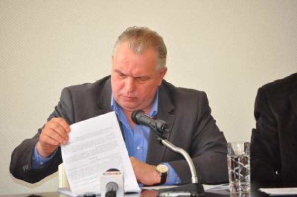 Poliţia cere mandat european de arestare pe numele lui Nicuşor Constantinescu
